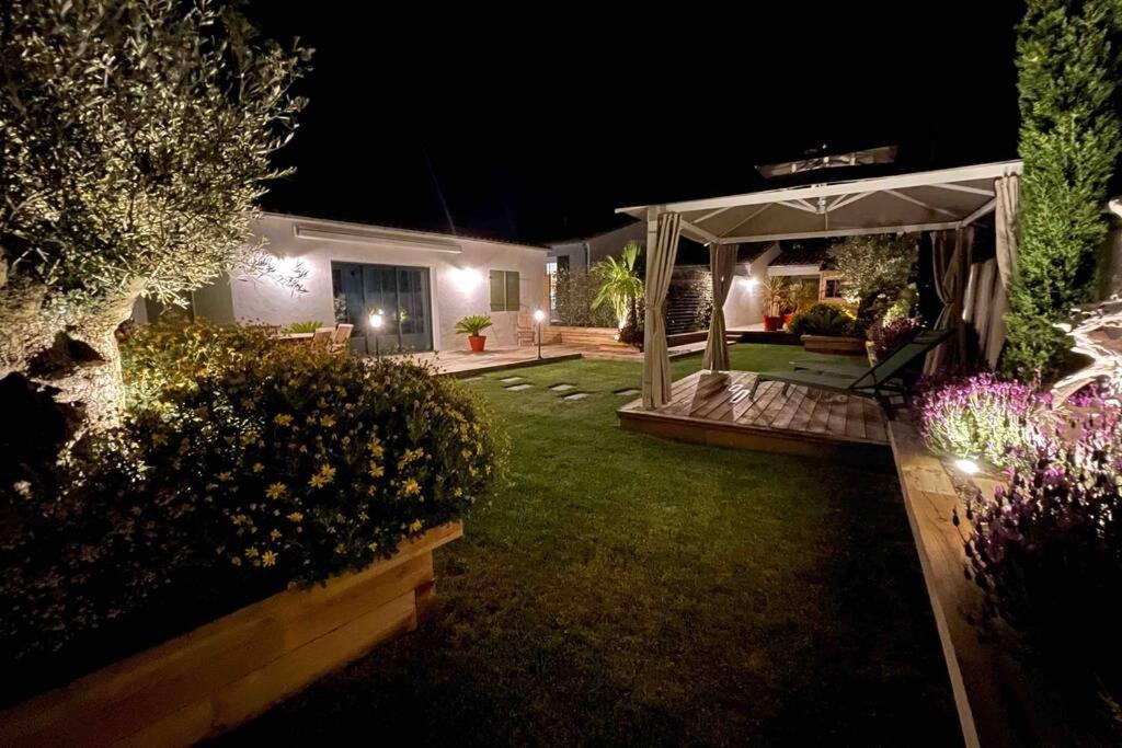 L'Oiseliere ------- Nul Part Ailleurs Villa Loix Dış mekan fotoğraf